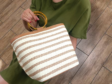 Bolsa Yute Beige con rayas Camel Mod. 23 8010